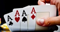 Стратегії виграшу: Застосовуємо статистику у кеш-покері