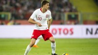 Україна програє 3:1 після першого тайму: один із голів забив екс-українець Романчук