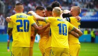 Зеленський привітав збірну України з дебютною перемогою на Євро-2024: «Б'ємося, тримаємо удар і долаємо перешкоди»