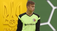 Український голкіпер, якого сватали в суперники Луніну, несподівано продовжив контракт зі своїм клубом  