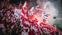 Вболівальники «Зальцбурга»: «УЄФА дискваліфікує «Динамо» за захоплення Курської області?»