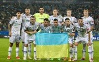 Відомий тренер назвав гравця «Динамо», якого потрібно посадити в запас: «Не одну гру провалив»