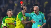 Французький арбітр отримав хабар у вигляді годинника під час роботи на матчі в Україні – він двічі судив «Динамо»