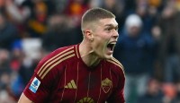 «Повільний, незграбний, майже вимкнений з гри, чужорідне тіло», — «Il Romanista» прогнозує продаж Довбика вже влітку