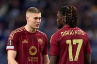АЗ розбив грошовитий «Галатасарай», «Рома» вдесятьох втримала нічию з «Порту», Тайсон вилученням підставив ПАОК - результати в ЛЄ