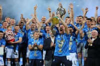  Кубок і медалі на місці. Церемонія нагородження «Динамо»