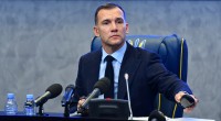 Андрій Шевченко: «Бутси, які мені подарував сам Іан Раш, були мені малі, але один раз я в них все одно зіграв...»
