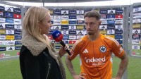 Фейл на інтерв’ю: журналістка сплутала футболістів і привітала з перемогою гравця, чия команда програла