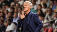 Дешам зацікавив топ-клуб – у ньому виступають два чемпіони світу в складі Франції